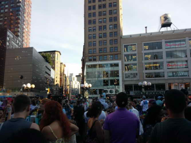 NYC_2015-06-13 18-54-11_CELL_20150613_185411